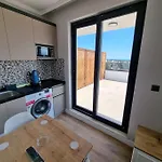 Royal Homes 503 아파트호텔 3*