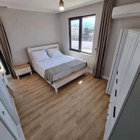 Royal Homes 503 아파트호텔